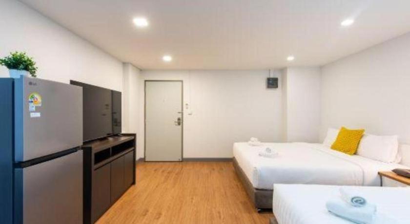 Vda - Victory Monument - Hotel